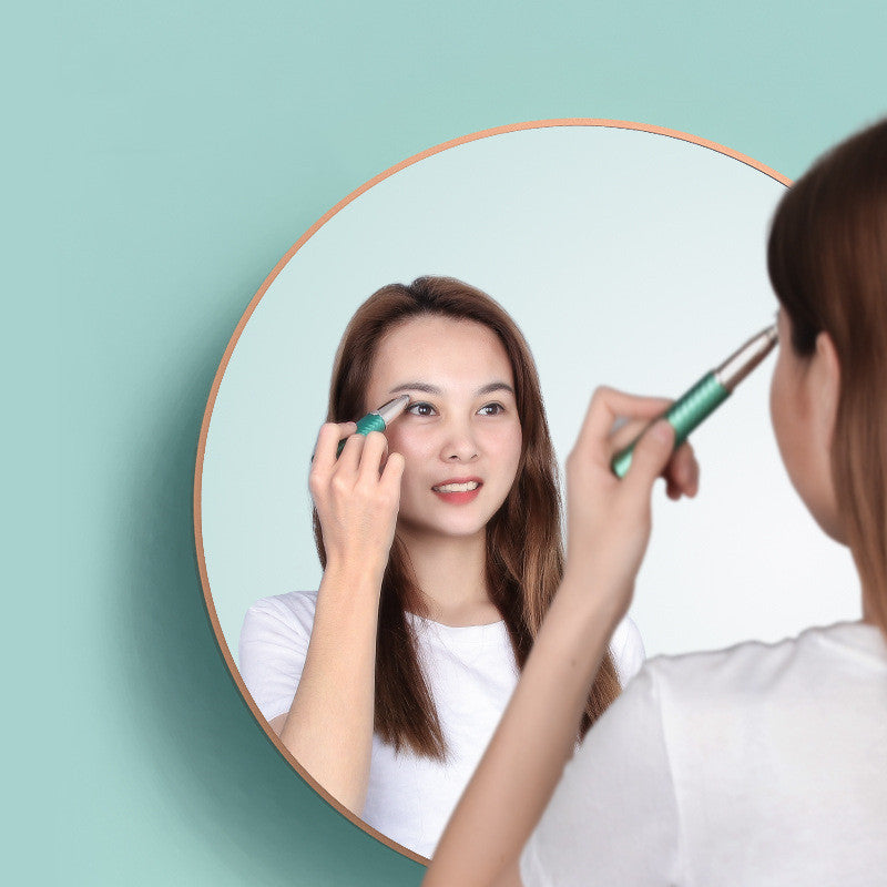 Electric Eyebrow Trimmer – Painless Precision Shaver with LED Light & USB Rechargeable Design