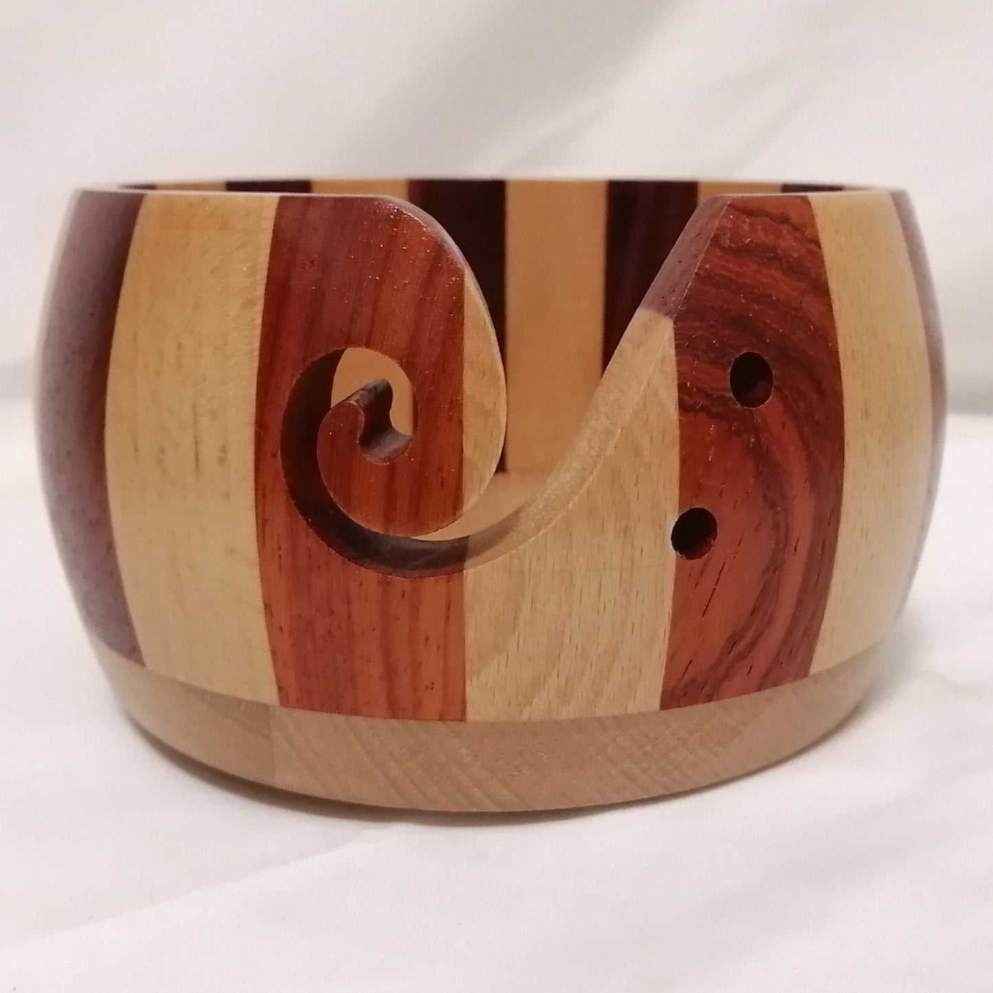 Handcrafted Wooden Yarn Bowl – Portable Wool Holder with Holes for Tangle-Free Knitting & Crochet