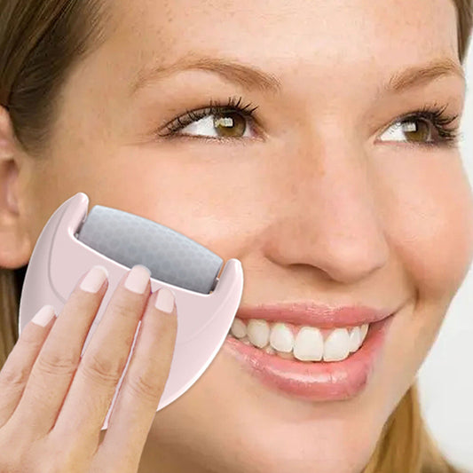 Heart-Shaped Ice Roller – Cooling Face & Eye Massager for Puffiness & Pore Care